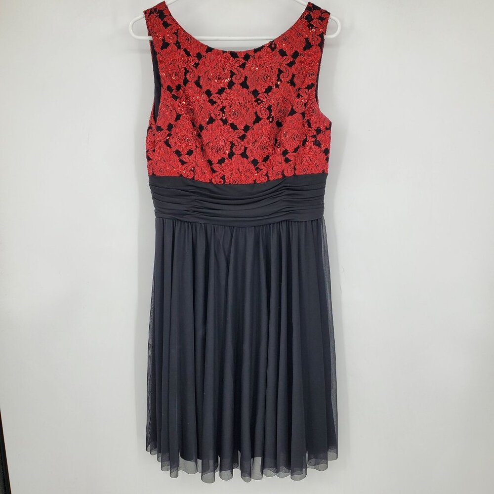 JH Evenings Black‎ and Red Floral Top Women's Pleated Skirt Formal Dress Size 14